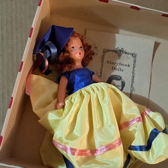 Nancy Anne storybook dolls - Picture 8 of 16